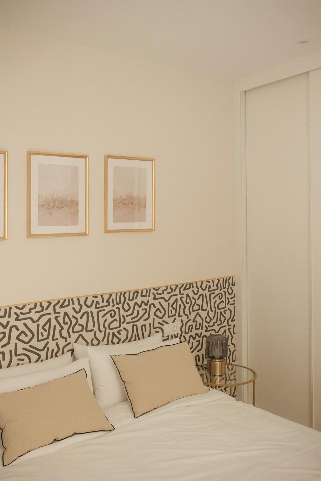 Apartamentos Cervantes Badajoz Bagian luar foto