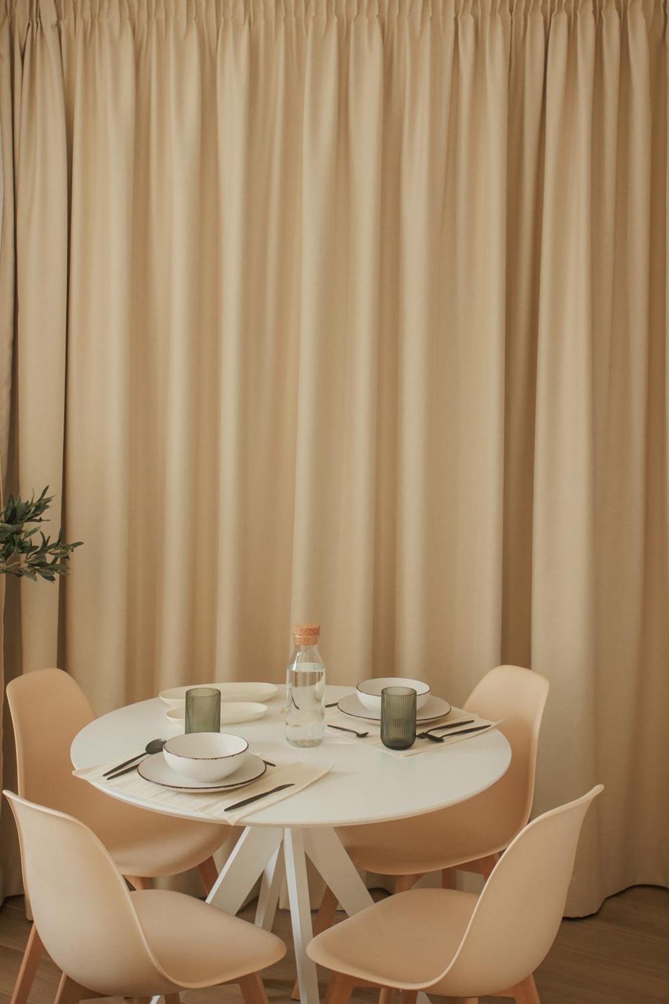 Apartamentos Cervantes Badajoz Bagian luar foto