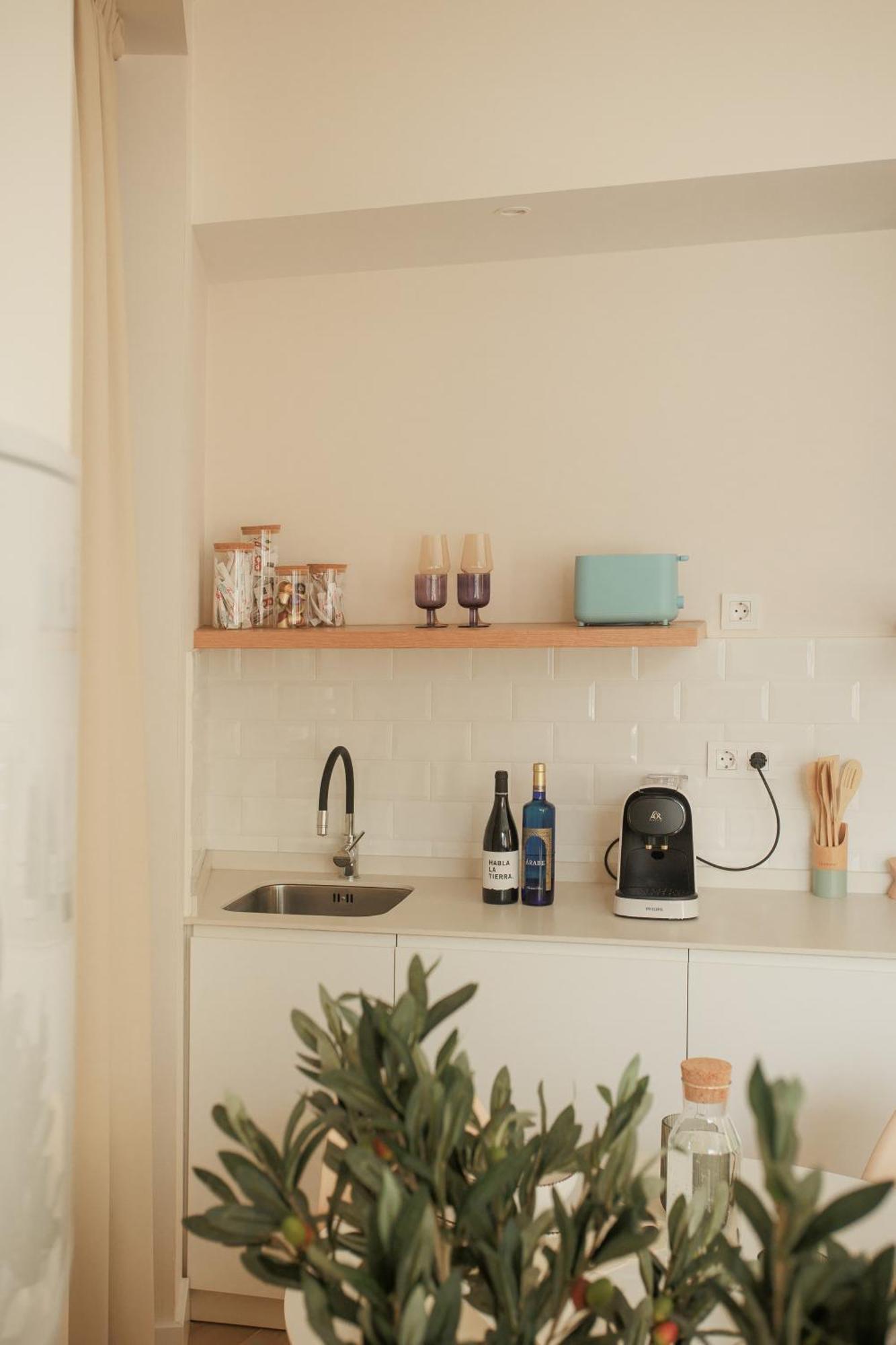 Apartamentos Cervantes Badajoz Bagian luar foto