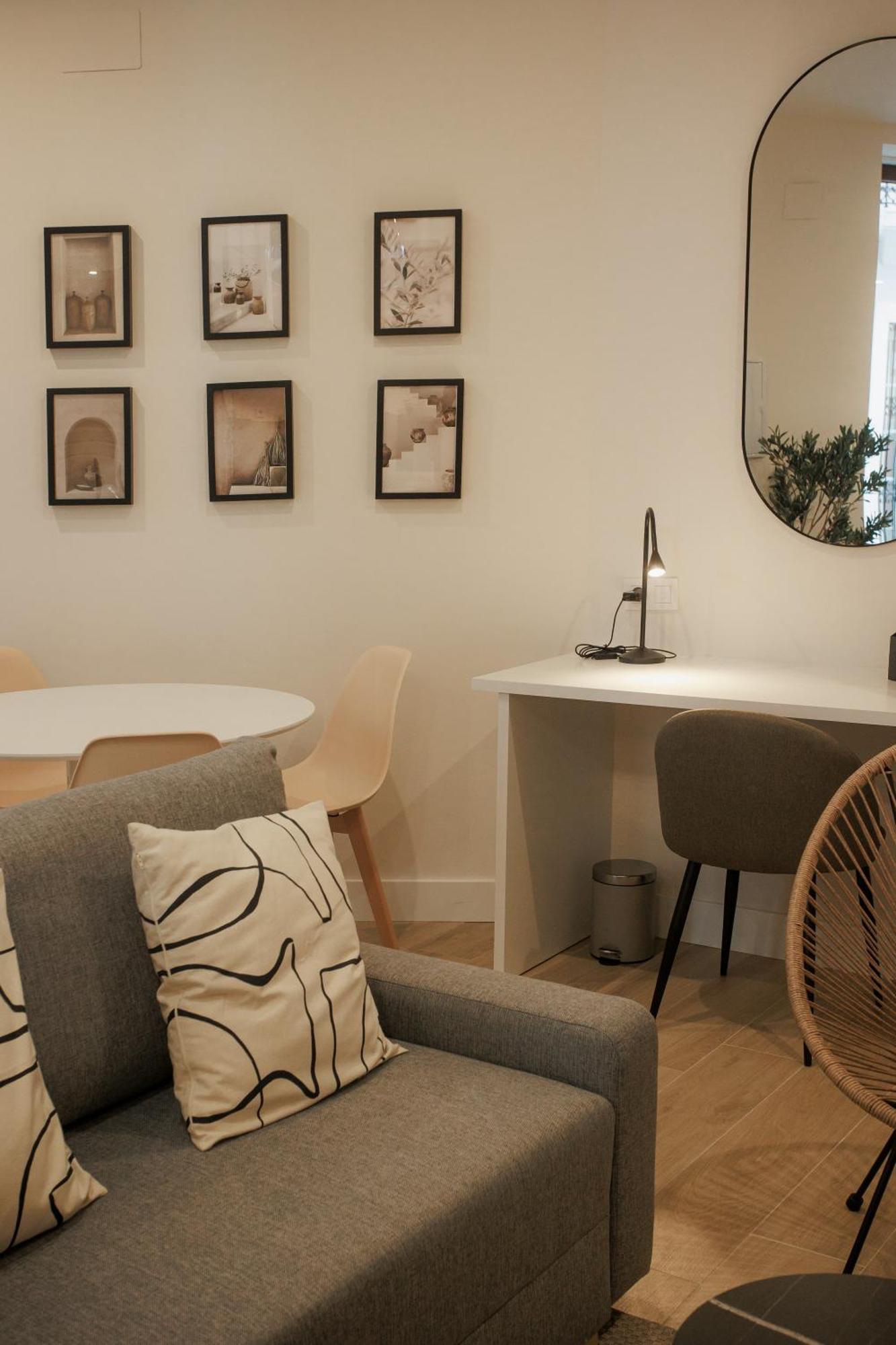 Apartamentos Cervantes Badajoz Bagian luar foto