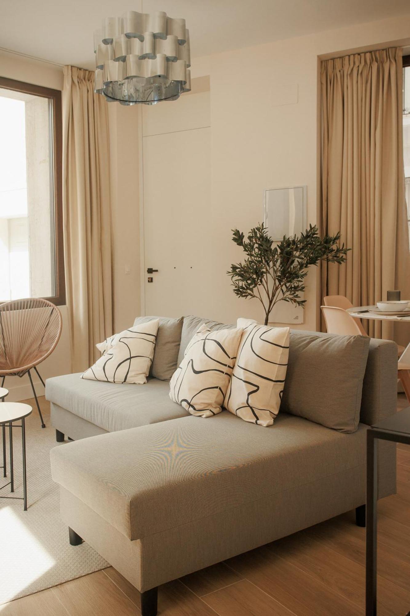 Apartamentos Cervantes Badajoz Bagian luar foto