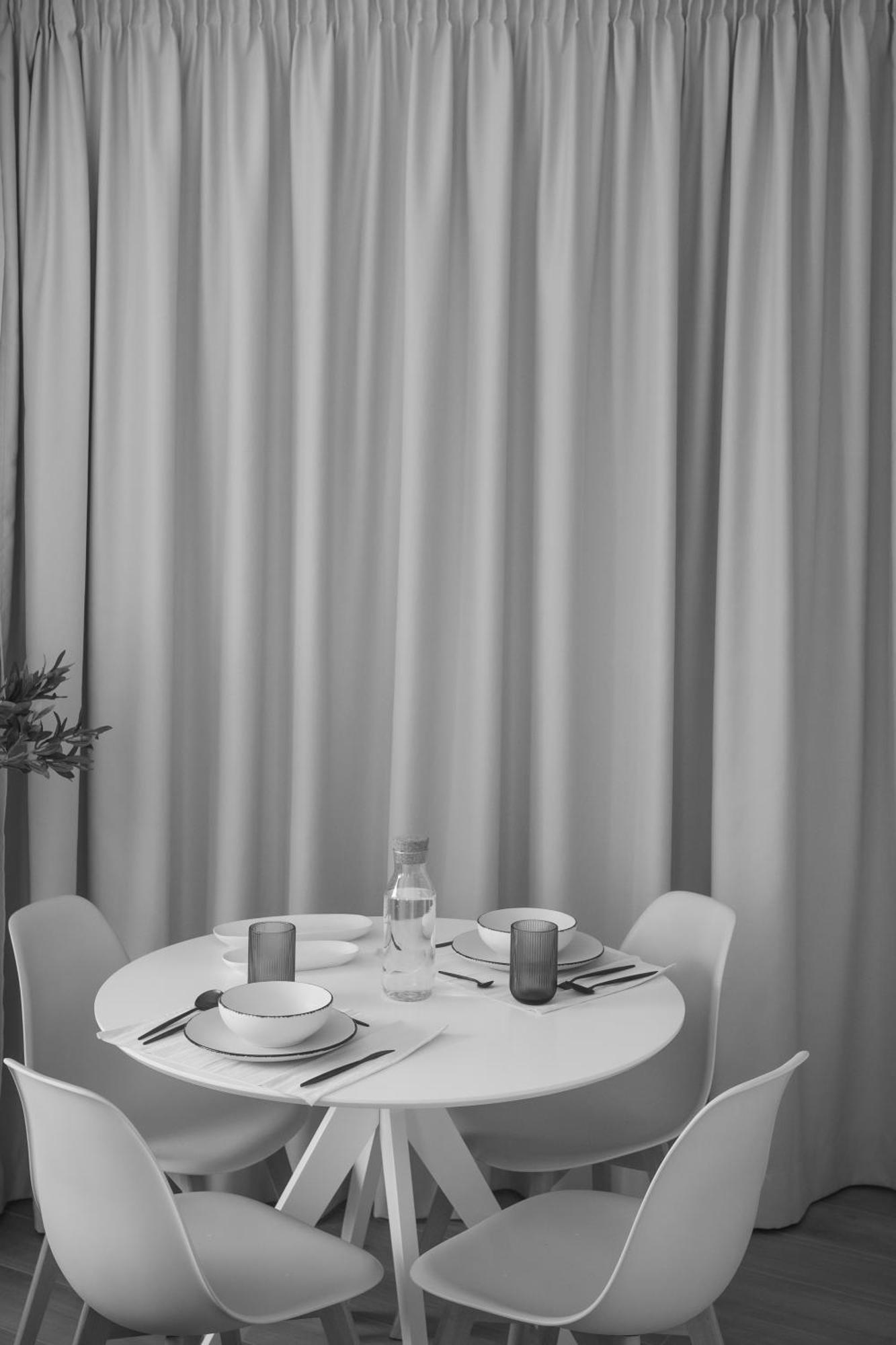 Apartamentos Cervantes Badajoz Bagian luar foto