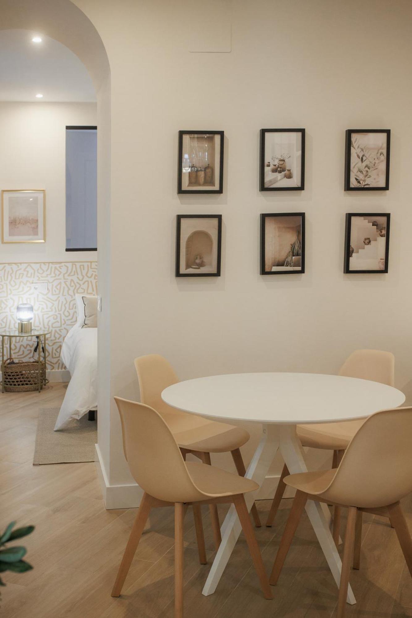 Apartamentos Cervantes Badajoz Bagian luar foto