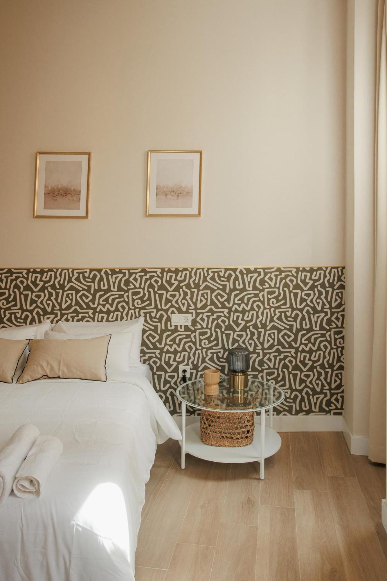 Apartamentos Cervantes Badajoz Bagian luar foto